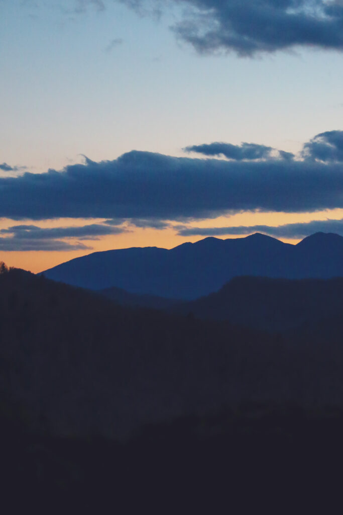 Sunset over the Appalachian Mountains - Photography by Som Prasad